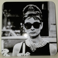  Audrey Hepburn alb-negru, 2