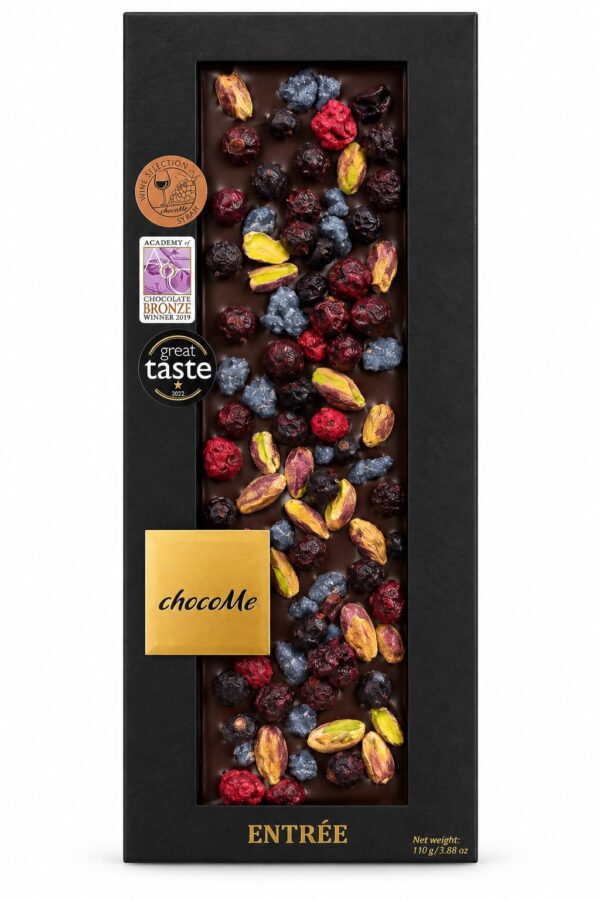 Ciocolată neagră chocoMe cu petale de violetă cristalizate, fistic și coacăze negre liofilizate – 110 g