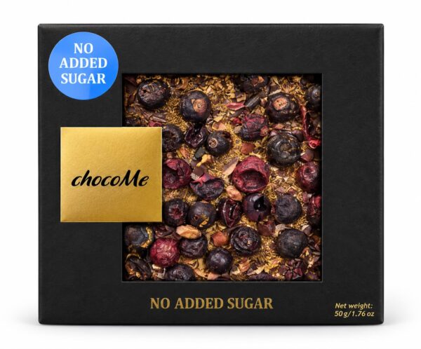 Ciocolată neagră chocoMe fără zahăr adăugat, cu coacăze negre și boabe de cafea Yriga – 50 g